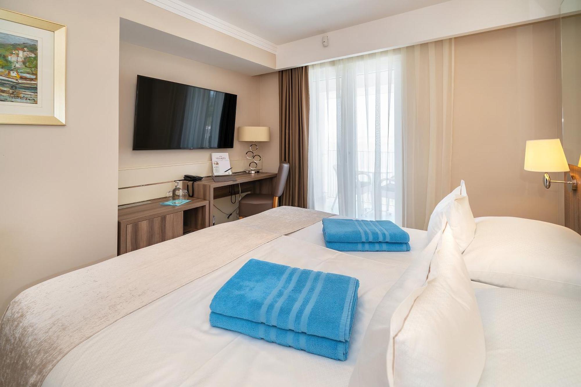 Hotel Vila Rova Malinska Eksteriør billede