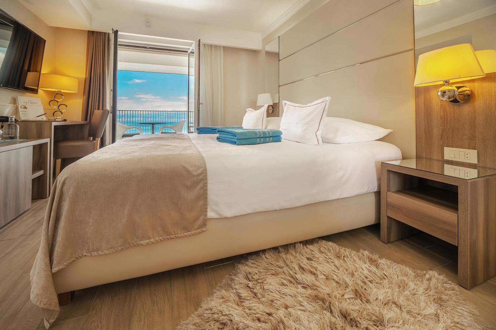 Hotel Vila Rova Malinska Eksteriør billede