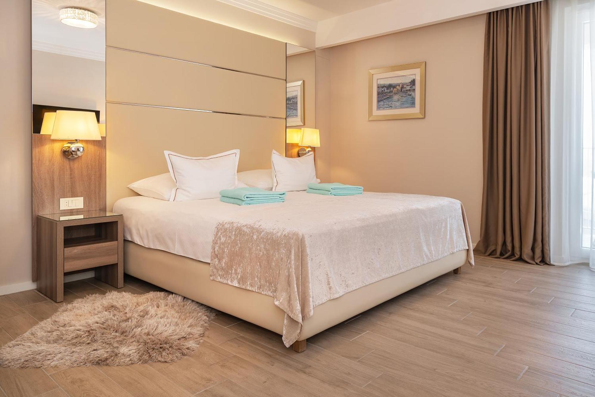 Hotel Vila Rova Malinska Eksteriør billede